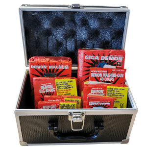 Pack valise de pétards Démon